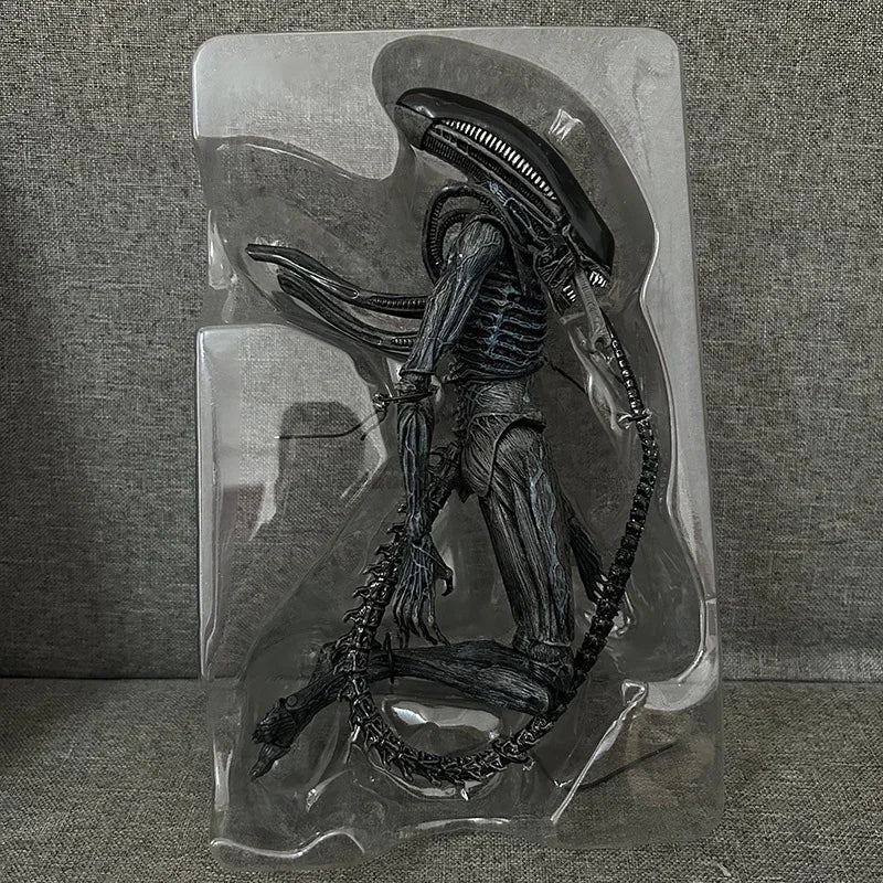 Neca Alien Xenomorph Covenant Action Figure 7" Scale Contract Black Alien Collectable Model Toy Present Gifts 22cm - AZ Games Co.