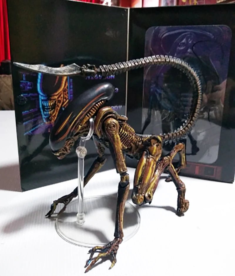 NECA Alien 3 Dog Alien Xenomorph Action Figure Aliens vs Predator Collectible Model Toy Classic Doll For Gifts - AZ Games Co.